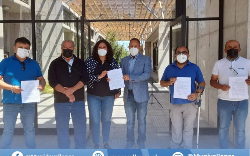 Municipio de Vallenar firma convenio con empresa Lipigas para que la comunidad acceda a descuentos por la compra de gas licuado