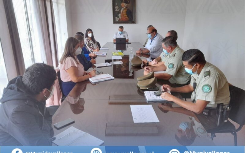 COMITÉ OPERATIVO DE EMERGENCIA COMUNAL SE REÚNE PARA EVALUAR PROTOCOLOS DE ACCIÓN
