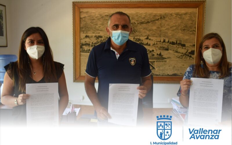 MUNICIPIO ENTREGA APORTE EN SUBVENCIÓN A CUERPO DE BOMBEROS DE VALLENAR