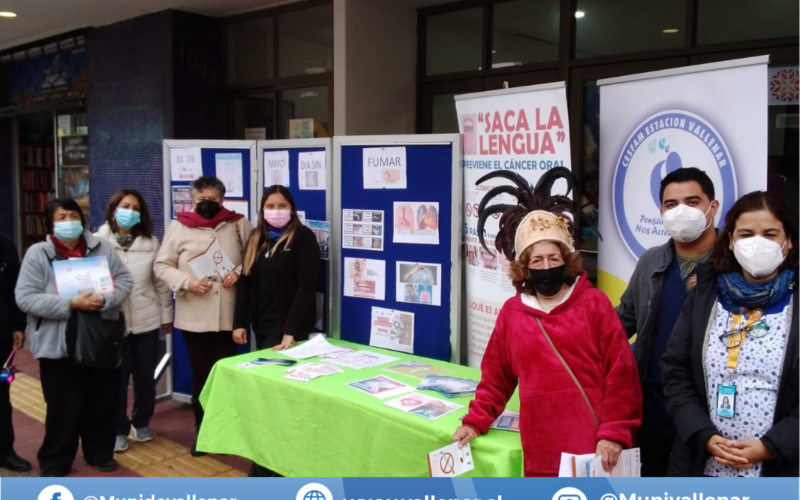 Cesfam Estación se desplegó para informar al público sobre el daño a la salud que provoca el tabaco