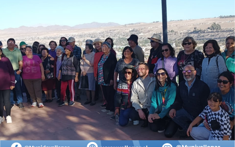 CON VECINAS Y VECINOS DE HERMANOS CARRERA DISFRUTAMOS UNA ENTRETENIDA CAMINATA SALUDABLE