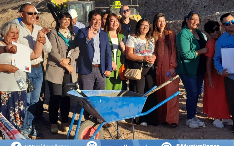 ACOMPAÑAMOS AL COMITÉ HABITACIONAL “LA LLAVE SOÑADA” EN LA COLOCACIÓN DE LA PRIMERA PIEDRA DE SUS VIVIENDAS
