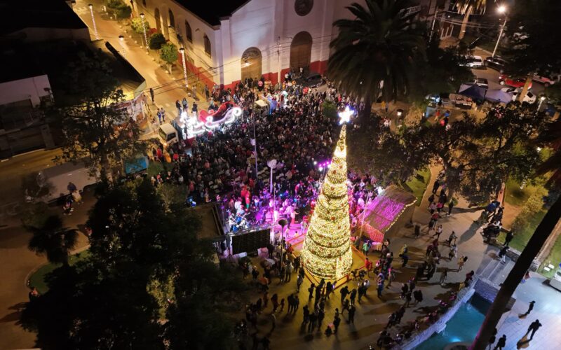 ¡VALLENAR ENCENDIÓ LA MAGIA DE LA NAVIDAD!
