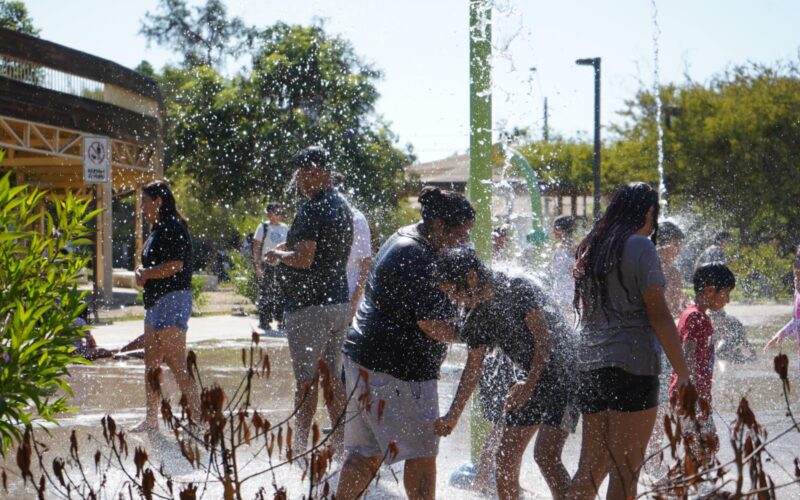 EL VERANO ARRANCA CON LA APERTURA DEL PARQUE ACUÁTICO EN VALLENAR