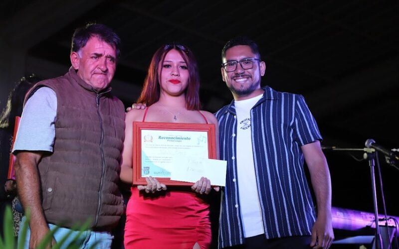 GRAN FINAL DEL FESTIVAL DOMEYKO CANTA