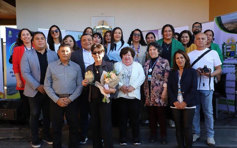 FUNCIONARIOS DE SALUD SE ACOGEN A RETIRO