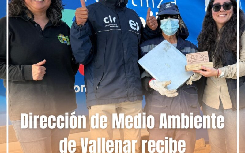 DIRECCIÓN DE MEDIO AMBIENTE DE VALLENAR RECIBE RECONOCIMIENTO POR GESTIÓN SOSTENIBLE
