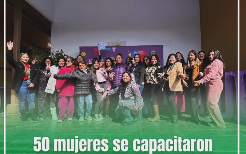 50 MUJERES SE CAPACITARON DEL PROGRAMA MUJERES JEFA DE HOGAR EN VALLENAR