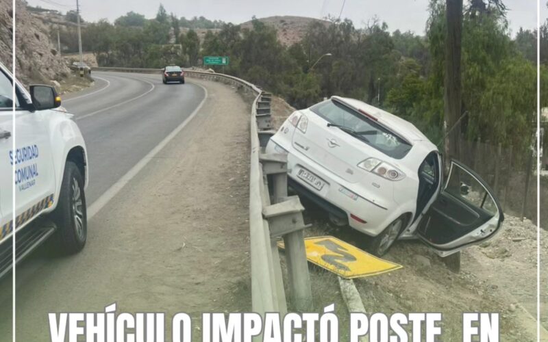 VEHÍCULO IMPACTÓ POSTE EN SECTOR PABLO NERUDA
