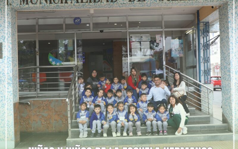 UNA GRATA VISITA FUE LA QUE RECIBÍMOS EN NUESTRO EDIFICIO CONSISTORIAL